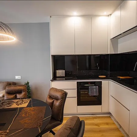 Daire Gran Capital - Vodolei Garden, Free Parking *